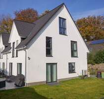 +++ Projektiertes Wohnglück: Doppelhaushälfte in Halstenbek +++