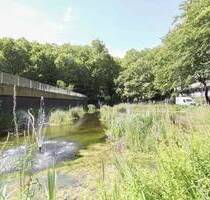 Charmante Barrierefreie 3-Zimmer-Wohnung mit zwei Balkonen und Tiefgaragenstellplatz in Köln-Weiden
