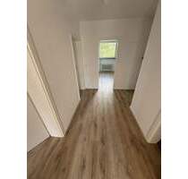 Schöne 3 Zimmer-Wohnung - 913,00 EUR Kaltmiete, ca.  73,00 m² Wohnfläche in Düsseldorf (PLZ: 40627) Gerresheim