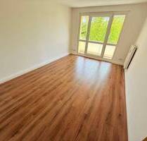 **Besichtigung: So., 13.07.25 um 12:30 Uhr** Drei-Raum-Wohnung in Brandenburg a.d.H.!