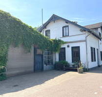 PURNHAGEN-IMMOBILIEN - Großzügiges Zweifamilienhaus mit Gewerbefläche in zentraler Lage von Lesum - Bremen / Lesum