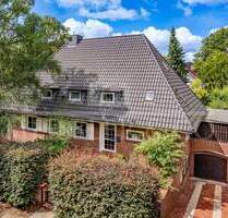 Rotklinker mit Westgarten - die Elbe vor der Tür - Hamburg