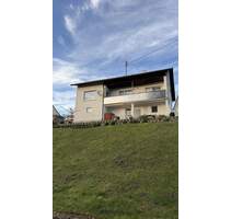 Wohnhaus für zwei Generationen mit Sauna und großem Grundstück in ruhiger Lage - Wellendingen/Wilflingen