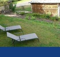 Mehrfamilienhaus im Zentrum von Lengenfeld teilsaniert.