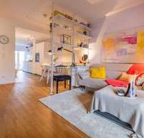 Helle 2,5-Zimmer-Wohnung mit sonnigem Balkon - Ahrensburg