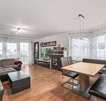 Helle 4,5 Zimmer Wohnung mit zwei Eingängen - Herrenberg