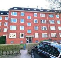 Erstbezug nach Sanierung - Stilvolle 3-Zi.-Whg. mit Balkon in ruhiger Lage in Hamburg-Bramfeld