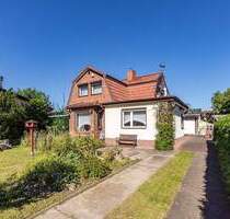 Einfamilienhaus zur Sanierung am Landschaftspark Altglienicke - Berlin