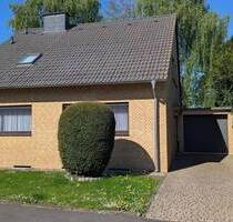 Familienfreundliches Einfamilienhaus mit Einliegerwohnung - Stolberg-Gressenich