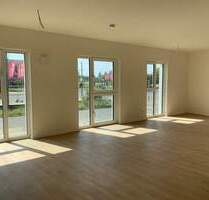 EG 4-Zimmer-Familien-Wohnung mit Terrasse - Berlin Alt-Hohenschönhausen