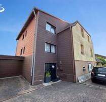 Zweifamilienhaus mit großem Garten und Garage - Riegelsberg