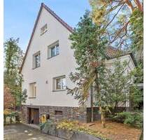 Freistehendes Einfamilienhaus auf Südgrundstück! - Berlin Nikolassee