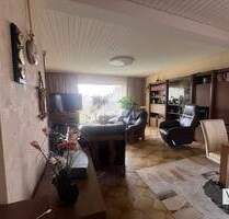 Osloß - Einfamilienhaus mit Einliegerwohnung in toller Lage mit Erbpachtgrundstück