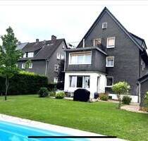 Freistehendes Mehrfamilienhaus mit großem Garten, Pool und barrierefreiem Zugang - Waltrop