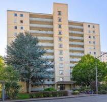 Großzügige 3-Zi-Wohnung mit Balkon und Stellplatz in Fürth (Hardhöhe)