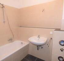 Für Sie renoviert! Toll geschnittene 3-Raum Whg. auch WG geeignet! Stellplatz mgl. - Leipzig Kleinzschocher