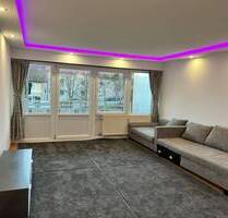 Charmante 3 Zimmer Wohnung sucht neuen Besitzer *** inkl. EBK, Balkon und TG-Stellplatz! - Passau Heining