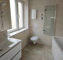 Neu Renoviert: Helle 2-Zi. Wohnung mit Balkon Nürnberg - Südstadt Wohnung mieten