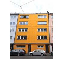 Neu Renoviert: Helle 2-Zi. Wohnung mit Balkon Nürnberg - Südstadt Wohnung mieten