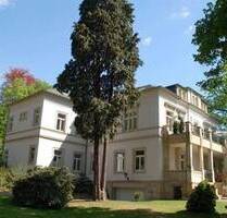 *Komplett möblierte, sonnige und gemütliche Dachgeschoss-Wohnung- ID 6296* - Dresden Loschwitz (Schevenstr.)