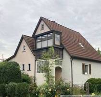 Freistehendes Einfamilienhaus mit idyllischem Garten - Aalen