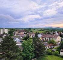 ***PROVISIONSFREI*** Großzügige und gepflegte 2 Zimmer-Wohnung mit Aufzug und herrlicher Aussicht! - Markgröningen
