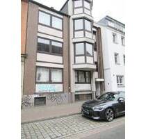 Neustadt renovierungsbedürftige 3 Zimmerwohnung mit Loggia und Garagenstellplatz - Bremen Alte Neustadt