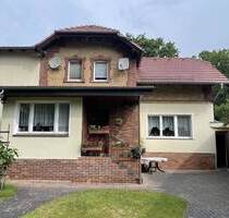 Ein Haus voller Möglichkeiten - 139.000,00 EUR Kaufpreis, ca.  136,00 m² Wohnfläche in Bernsdorf (PLZ: 02994) Straßgräbchen