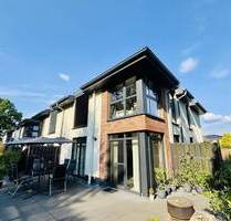 Leben in Hamburgs Walddörfern - Ruhe, Gemeinschaft und Natur. Moderne DHH (BJ 2021, KfW 55)