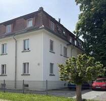 Gepflegtes 4 Familienhaus - Wohn- und Geschäftshaus in Gera in Top Lage mit Stellplätzen