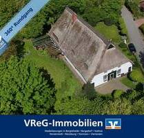 Reetgedecktes Traumhaus mit großem Grundstück und Einliegerwohnung - Stilvoll & Besonders - Kaaks