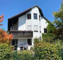 Sanierte Dachgeschosswohnung in ruhigem 3-Familienhaus - Fürstenfeldbruck