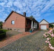 Gepflegtes Einfamilienhaus mit Kaminofen, Wohnkeller und schönem Garten in Mandelsloh - Neustadt am Rübenberge / Mandelsloh