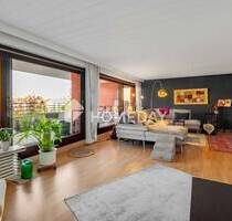 Top gepflegte Dachterrassenwohnung mit 2,5 Zimmern, Aufzug, Einbauküche und Tiefgarage - Sindelfingen Maichingen