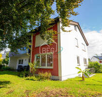 Zweifamilienhaus mit Gartenparadies und viel Raum zum Leben in den Kreuzäckern - Schwäbisch Hall
