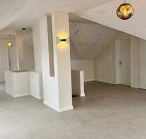 Großzügige 114-m²-Dachgeschosswohnung - vollständig modernisiert mit knapp 468m² Grundstücksanteil - Ahaus Wüllen