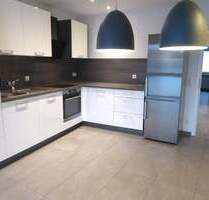 HOCHWERTIGE MODERNE SANIERTE WOHNUNG IN ZENTRALER LAGE VON HIRSCHAID!!!