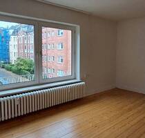 Schöne 2-Zimmer-Wohnung in zentraler Lage - Kiel Exerzierplatz