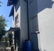 Frisch renovierte Dachgeschosswohnung mit Gartenmitbenutzung - Forchheim