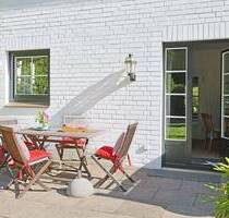 Elegante Doppelhaushälfte im Landhausstil in Toplage von Wellingsbüttel - Hamburg