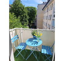 FREIE + SONNIGE möblierte 2-ZW m. BALKON TOPLAGE NORDEND-WEST PROVISIONSFREI v. PRIVAT - Frankfurt am Main