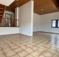 GROSSZÜGIGE, INDIVIDUELLE BÜROEINHEIT MIT DACHTERRASSE UND ZWEI BALKONEN! - Heiligkreuzsteinach