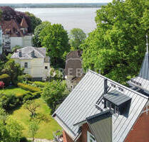 Rarität am Süllberg: Einfamilienhaus mit herrlichem Garten und Elbblick - Hamburg Blankenese