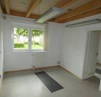 Moderne Büro- Praxisfläche ab sofort zu vermieten - Stimpfach / Weipertshofen