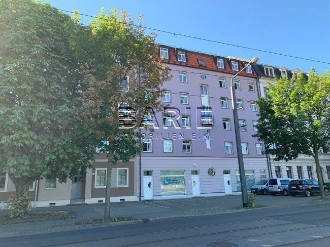Schöne 3 Zimmer Wohnung mit großem Balkon und Lift - Nähe Altstadt - EBK vom Vormieter möglich - Dresden Wilsdruffer Vorstadt/Seevorstadt-West