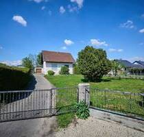 Einfamilienhaus mit viel Platz und Potenzial - ruhige Lage, 936?m² Grundstück - Landau an der Isar