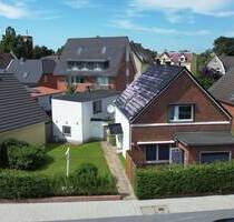Mehrfamilienhaus mit Dreiwohneinheiten in zentraler Lage von Husum