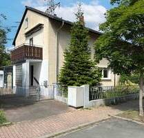 Großzügige 2-Familien-Doppelhaushälfte mit Sanierungsbedarf - Eppelheim