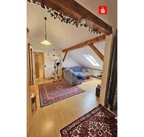 Charmante 2-Zimmer-Dachgeschosswohnung in Bindlach