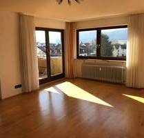 Großzügige, gut geschnittene 3,5 Zimmerwohnung im 3. Obergeschoss mit schöner Fernsicht in Worblingen zu verkaufen - Rielasingen-Worblingen